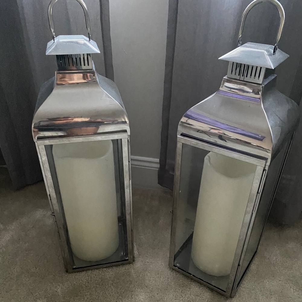 Battery operated candle holders